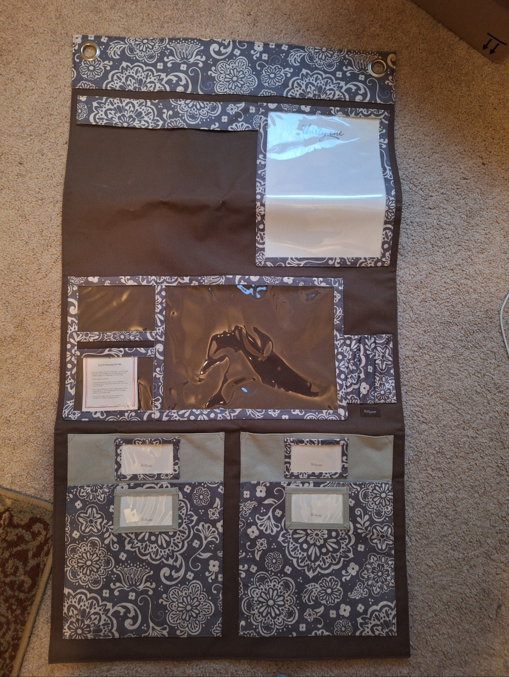 Thirty-one Paisley Multi-Pocket Wall Organizer in Greenish Gray & White